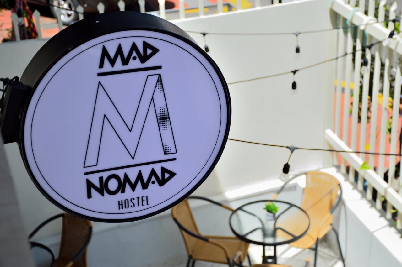 Mad Nomad Hostel Bogota Bagian luar foto